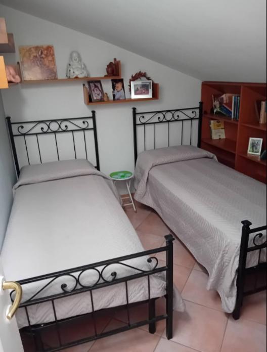 Domus Antonella Apartamento Acilia Exterior foto